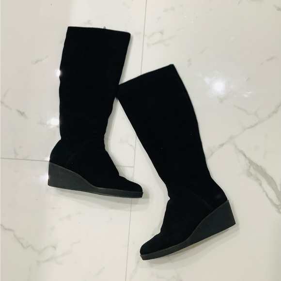 Comfy stylish tall boots on medium wedge heel 🖤🖤 - Picture 8 of 15